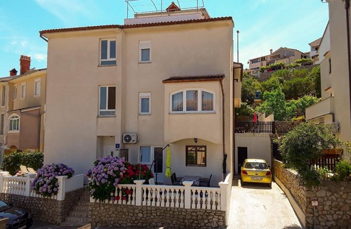 Cove Murtar Apartment | Great apartment Meri 3 with barbecue and garden