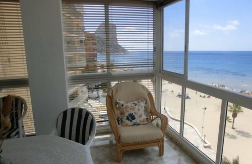 Calpe City Center Apartment | Great Apartment, with wiffi, a/a, next to beach and promenade.