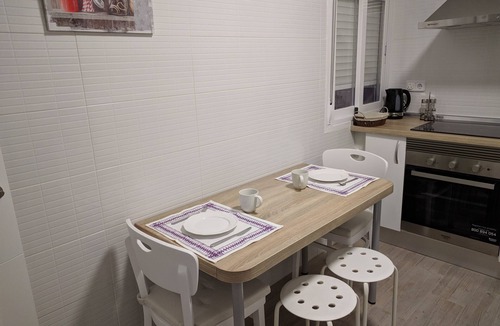 Palos de la Frontera Apartment | Great Apt near Atocha 3hab 2b