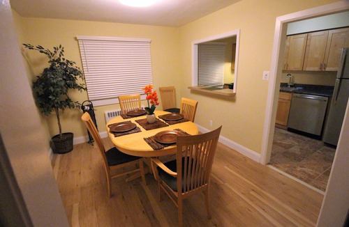 Cherry Hill Condo | Great Apt with park views