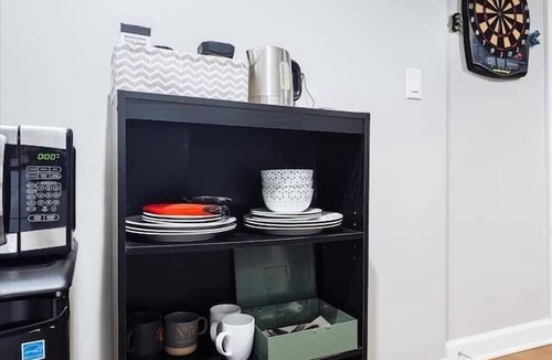 Avondale Apartment | Great Area Logan Square Apt Games Pets - Sleeps 5