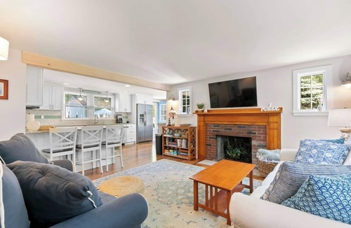 Teaticket House | Great Bay Beach House