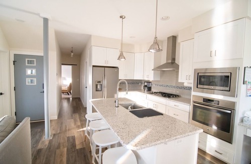 Broadkill Beach House | Great bay block home in Broadkill! 702 N Bayshore