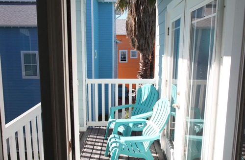 Sand Point House | Great Beach House for family and friends!