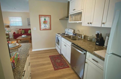 Surfcrest Village House | Great Beach House At Great Location!