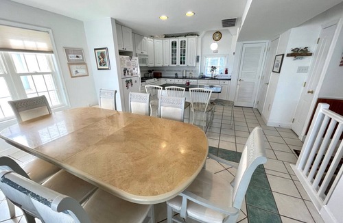 Sea Isle City House | Great beachfront offering amazing ocean views.