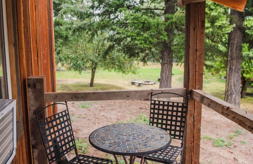 Martin City House | Great "Bear Cub" Studio Home 9 mi Glacier