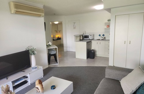 Tewantin Apartment | Great central location