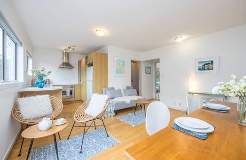 St. Mary's Bay Apartment | Great cosy one bedroom in St Marys Bay