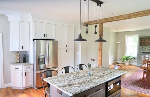 Chester House | Great country getaway near skiing!