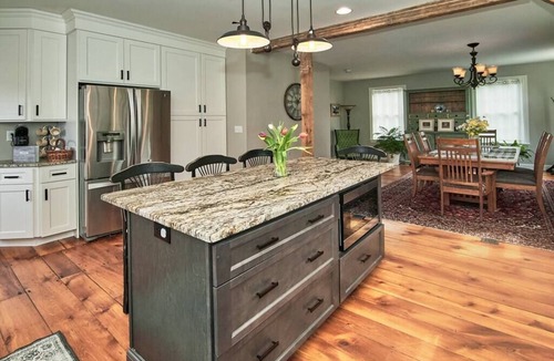 Chester House | Great country getaway near skiing!