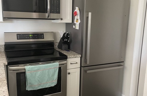Villas Condo | Great couples get away minutes from the beaches!