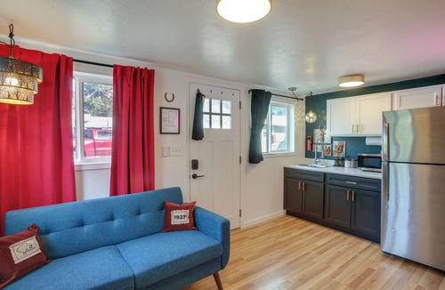 Latah Valley Apartment | Great Couples & Solo Travelers: Near Hwy 195 & 90