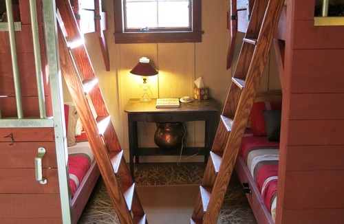 Edgewater Cabin | Great Entertaining Spot for any Occassion!