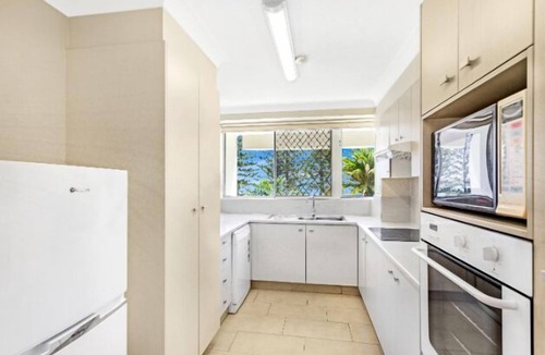 Burleigh Waters Apartment | Great family apartment