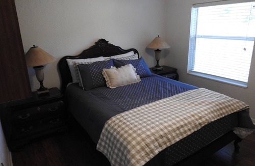 Gordonville House | Great Family Getaway just a splash away from two marinas