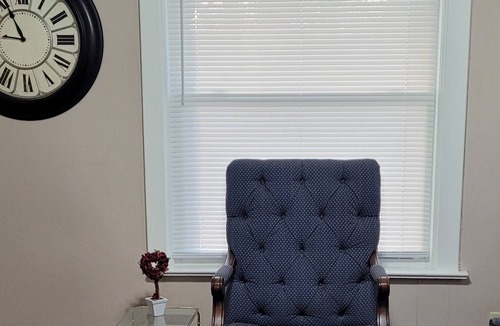 West Plaza House | Great Family Home - Perfect Plaza Location