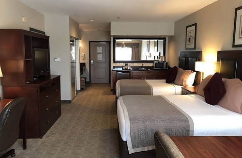 Killeen Hotel | GREAT FIND! 2 COMFY UNITS AND POOL.