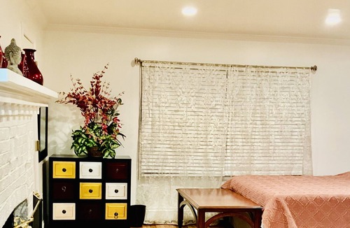 East Norwalk House | Great Find Beach Flat!