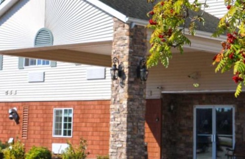 Kelso House | Great For a Quiet Trip! Pet-Friendly Unit in GuestHouse Kelso Longview! Parking!