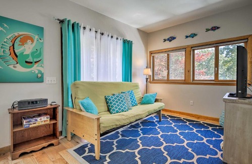 Wellfleet House | Great for Couples! Cape Cod Cottage 2 Mi to Beach