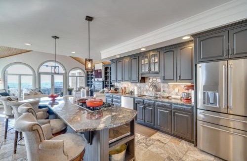 Middletown House | Great for Groups! Luxe + Private Myersville Estate
