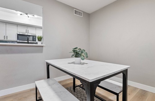 Mesa Apartment | Great for Mid/Long Stays - Pool - King Bed