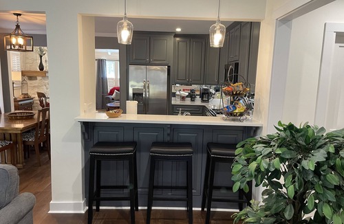 Athens House | Great for parent weekends and orientation