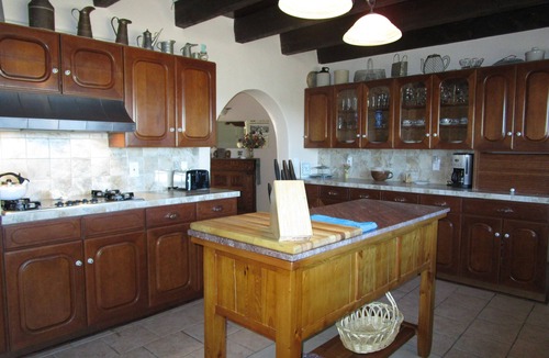 West Alameda House | GREAT FOR SMALL GROUPS OR FAMILIES - ONLY 5 MILES TO PLAZA!