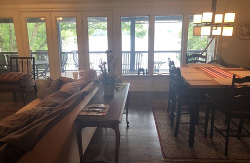 Cleora House | Great Getaway on Grand Lake in Duck Creek