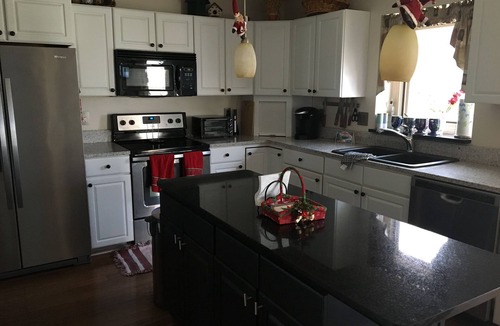 Cleveland House | great golf course views safe private setting close to everything