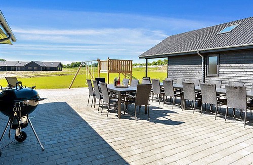 Sydals House | Great group holiday home with a large kitchen, WiFi and oven as well as WiFi