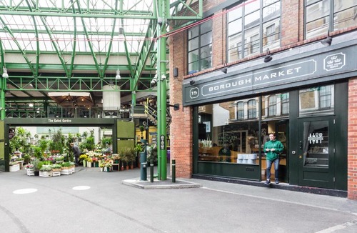 Cathedrals Apartment | Great Guildford Streetby Onefinestay