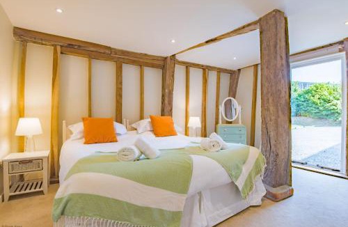Sittingbourne House | Great Higham Barn by Bloom Stays