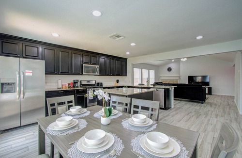 Klein House | Great home with king bed
