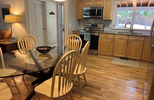 Chapel Hill House | Great House for a Family
