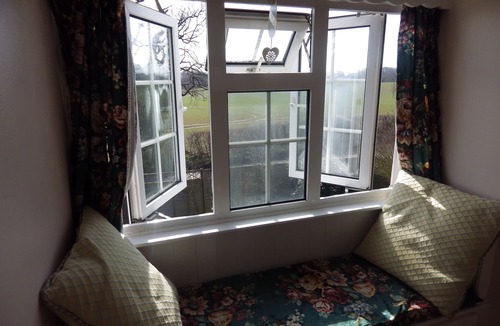 Yoxford House | Great House with Lovely Views