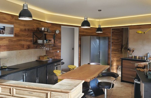 Saint-Cannat Villa | Great ideal home for your holidays