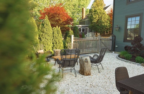 New Castle Apartment | Great Island Inn - Deluxe King Studio Apartment