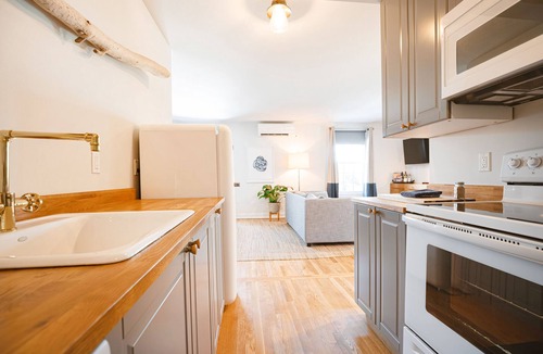 New Castle Apartment | Great Island Inn - Superior King Studio Apartment