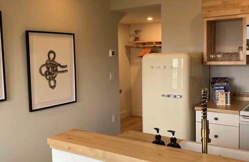 New Castle Apartment | Great Island Inn