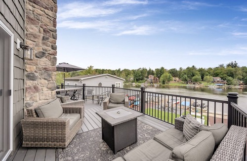 Lake Harmony House | Great Lake Escape by PMR, 8BR Lakefront, Private Dock & Sun Deck, Sleeps 26
