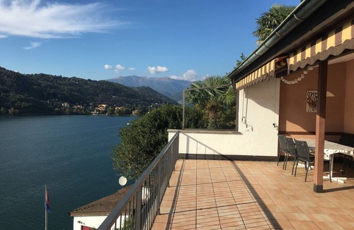 Bigogno House | Great lake view: vacation home with lake view