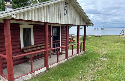 Prudenville Cabin | Great Lakes - Cabin #5