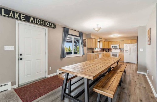 Glenn Haven Shores House | Great Lakes Escape