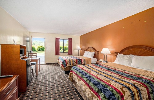 South Haven Hotel | Great Lakes Inn and Suites