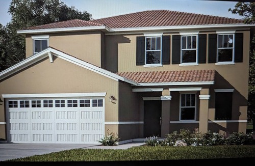 Airport North House | Great living space on second floor, within a Resort