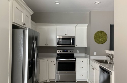 Siloam Springs House | Great Location-2 Queen Bedroom+Twin Loft Sleeps 5
