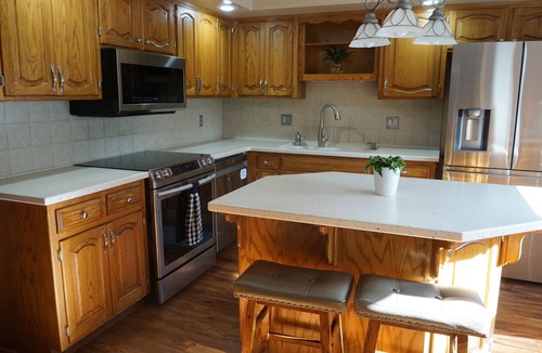Southwest Topeka House | GREAT Location 4 bedroom, 4 1/2 bath home