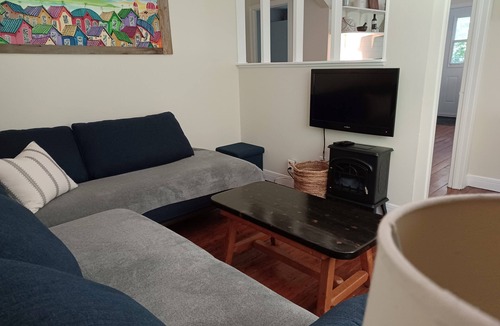 Vaudreuil House | Great Location, Amazing Property and Fully equipped for long term stays!